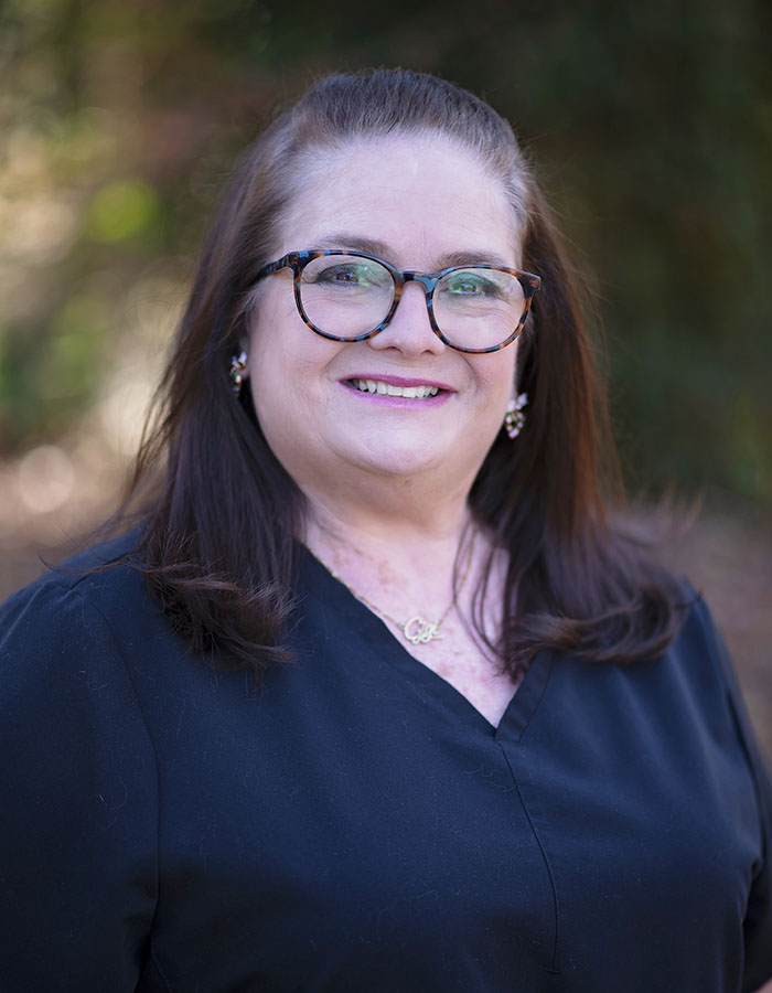 Crowns Now Family Dentistry | Implant Dentistry, Oral Exams and Extractions